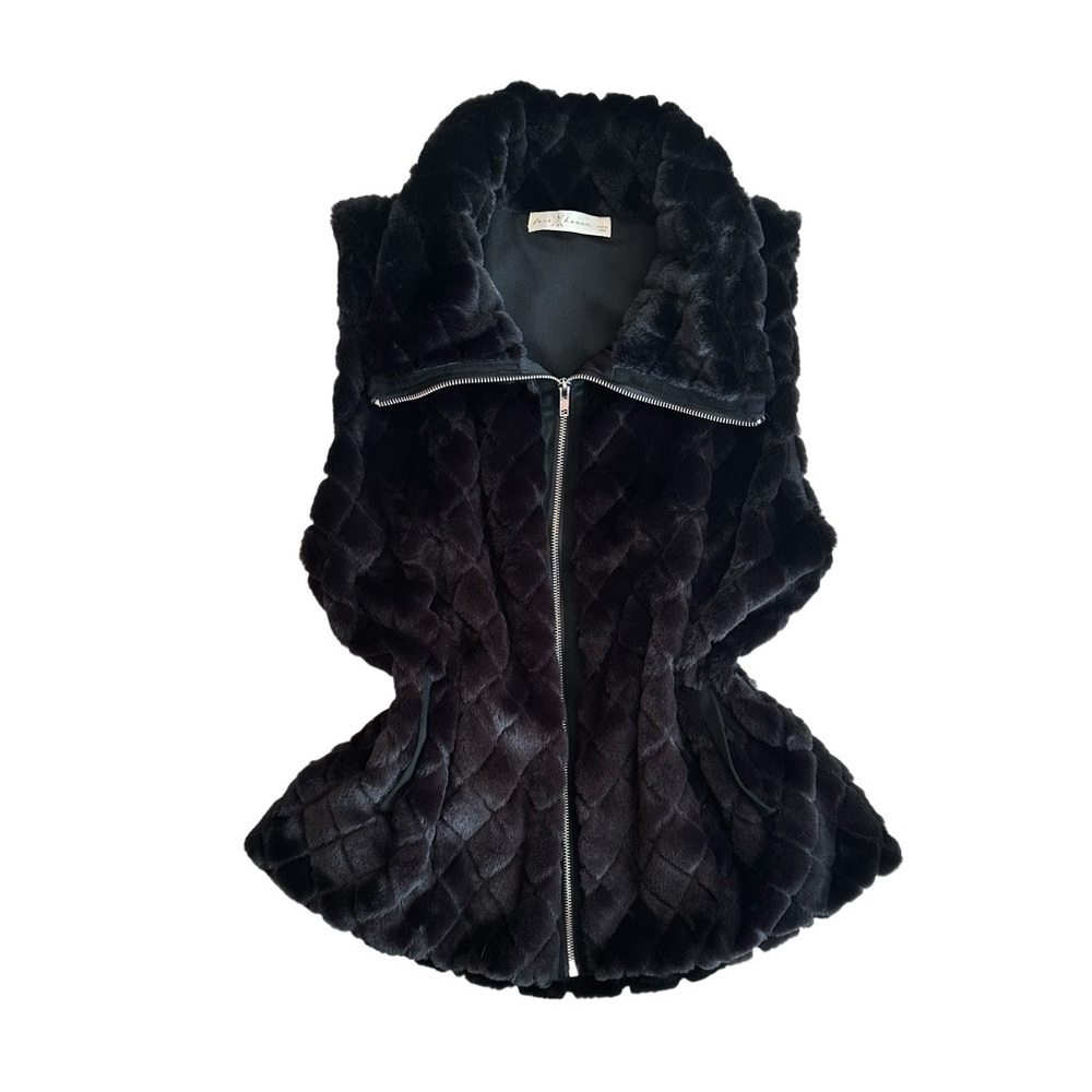 FAIR HAVEN ~ Black Quilted Faux Fur Vest with Pockets size L